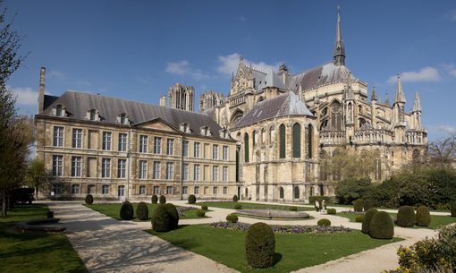 Palais de Tau Photos