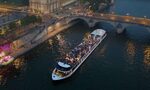 Saint-Valentin à Paris : Dîner-Croisière Romantique à Bord du Bateau Diamant Bleu
