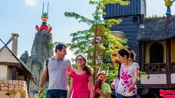 Parc Astérix - Balade à la via antiqua © s.cambon