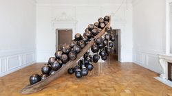 "Jal Mein Kumbh, Kumbh Mein Jal Hai" 2012, Subodh Gupta © Monnaie de Paris/Martin Argyroglo