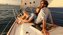 Expérience privée de 4 heures avec coucher de soleil, vin, cava et voile à Barcelone